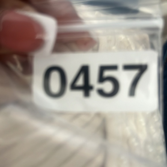 White House black market Pearl Blouse - Picture 5 of 5